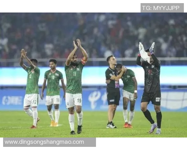 1935,CCTV5直播!我国男足大战FIFA第197鱼腩,底线6-0=升第一